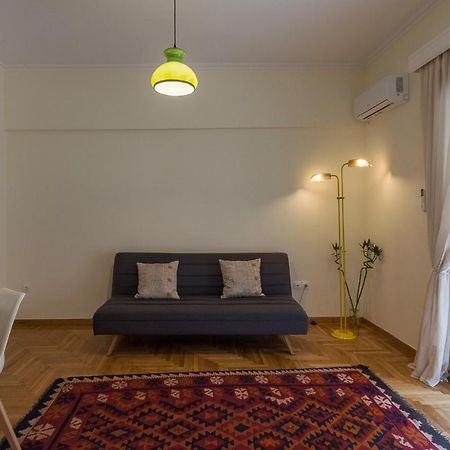 Bright And Spacious 2-Bedrooms Apartment In Athens Luaran gambar