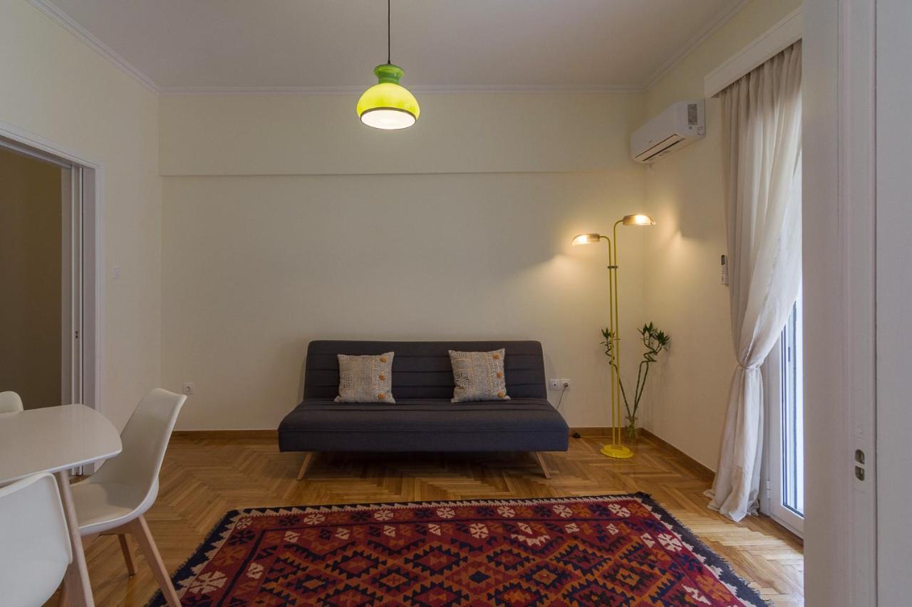 Bright And Spacious 2-Bedrooms Apartment In Athens Luaran gambar