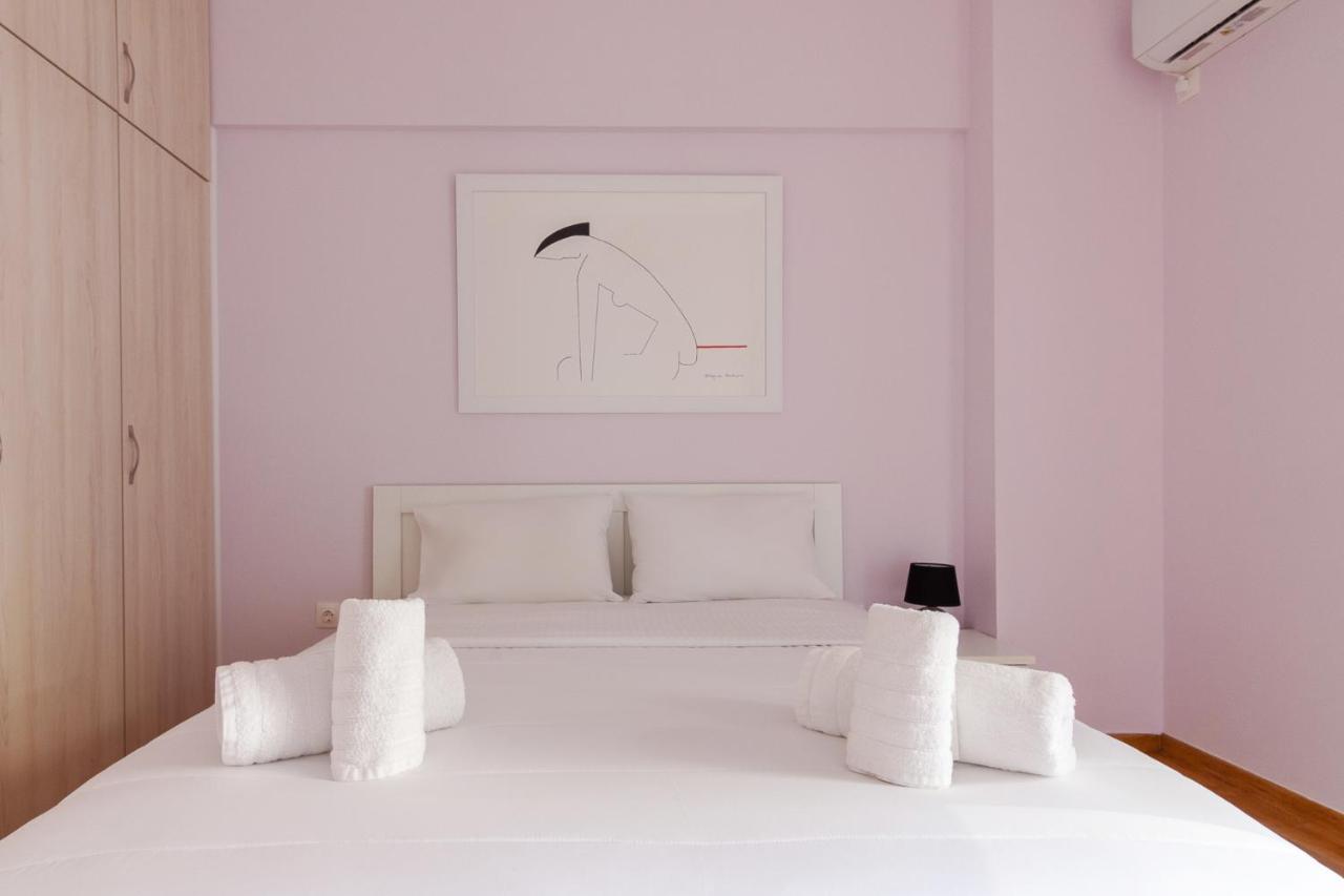 Bright And Spacious 2-Bedrooms Apartment In Athens Luaran gambar